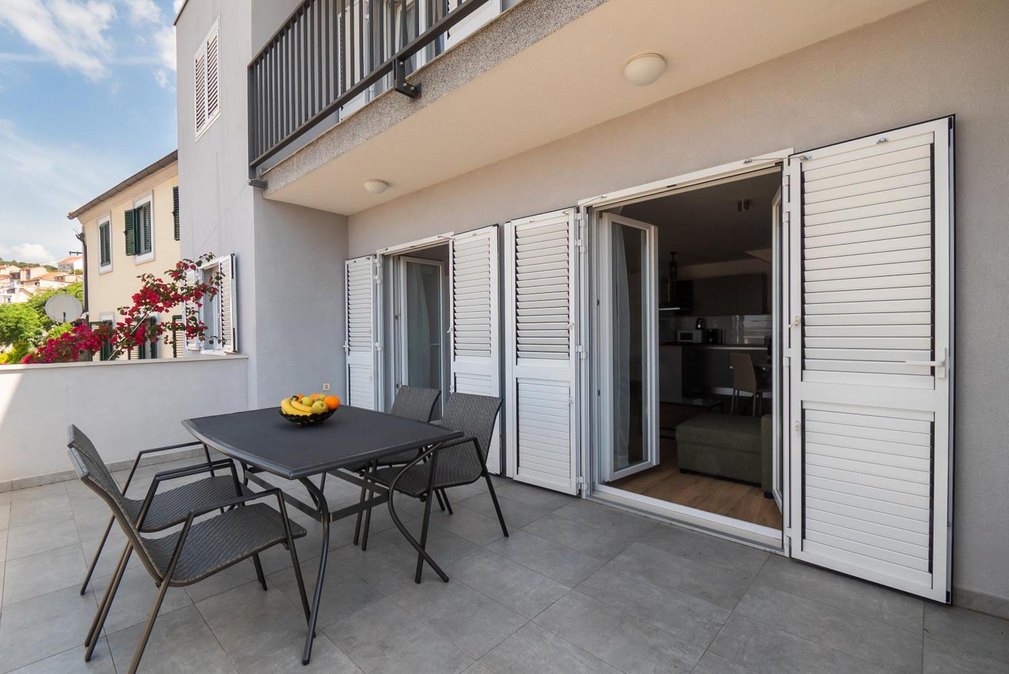 Apartman Miriam Šibenik Buitenkant foto